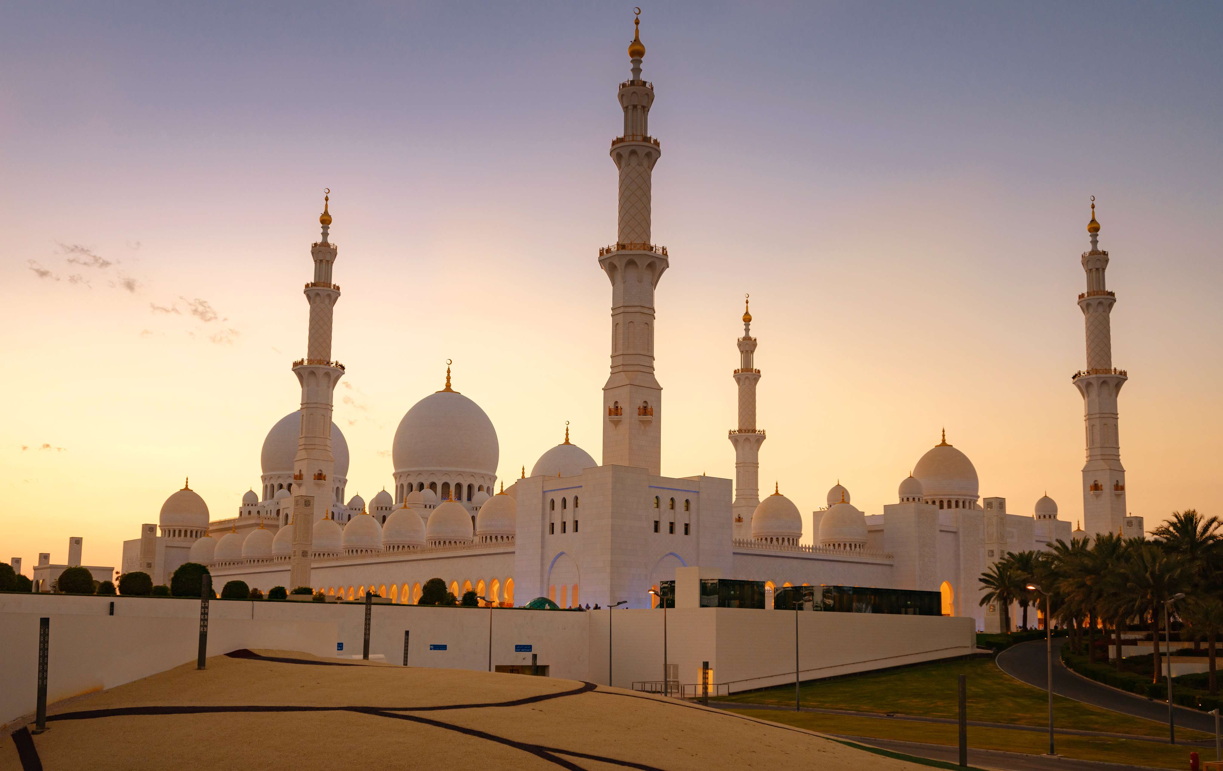 DUBAI 60 DAYS TOURIST  VISA